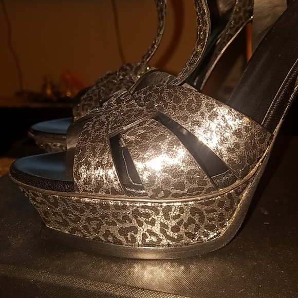 Brand new YSL shoes - Picture 5 of 8